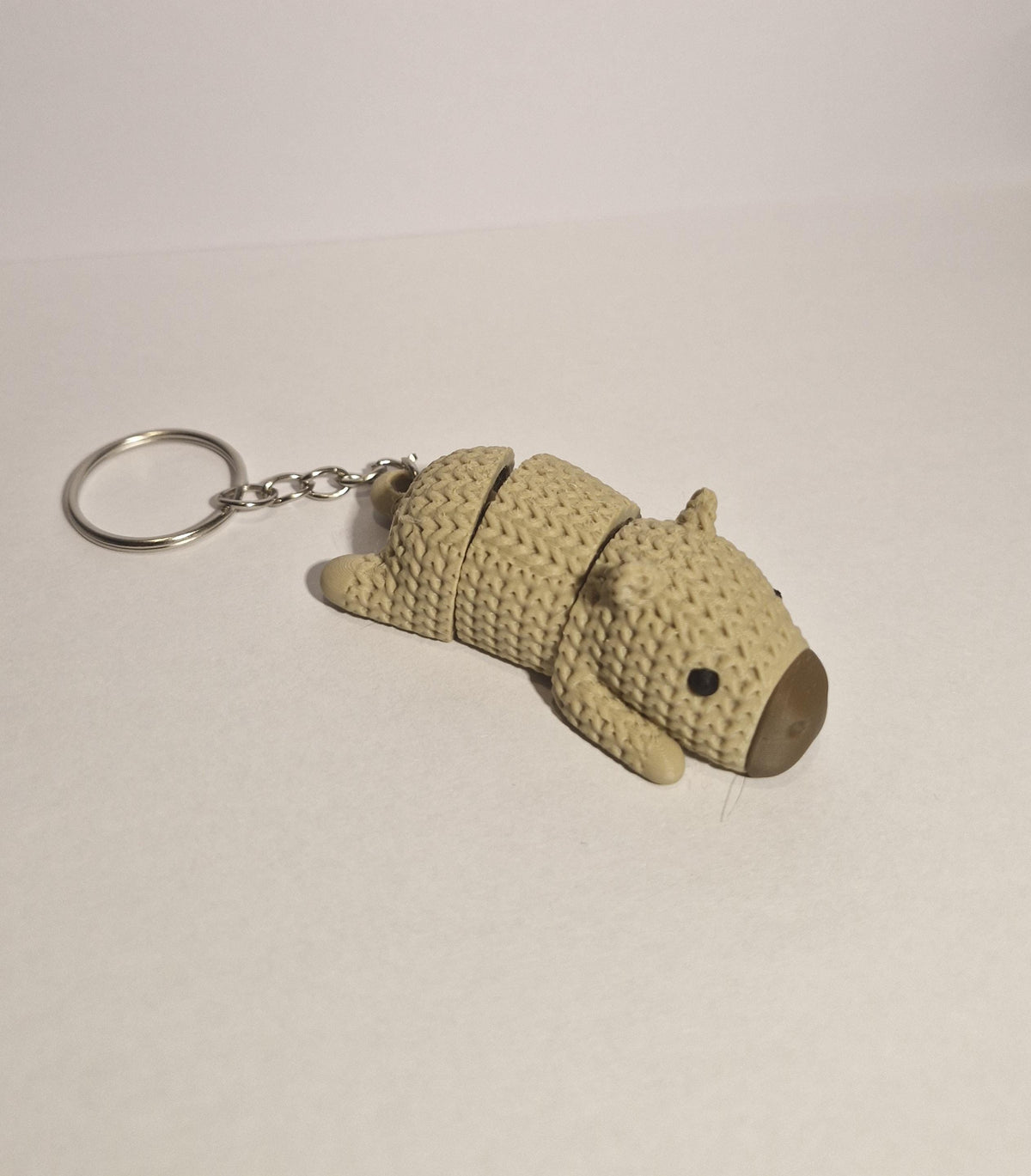 Articulated Capybara Keyring - product view 2