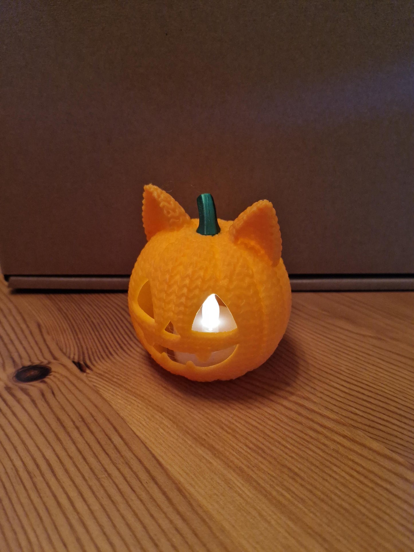 Cat Pumpkin Tealight Holder | 3D Printed Halloween & Autumn Gift