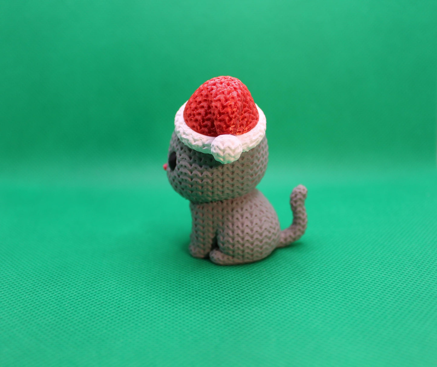 Knitted-Style Kitten with Santa Hat | 3D Printed Christmas Gift for Cat Lovers