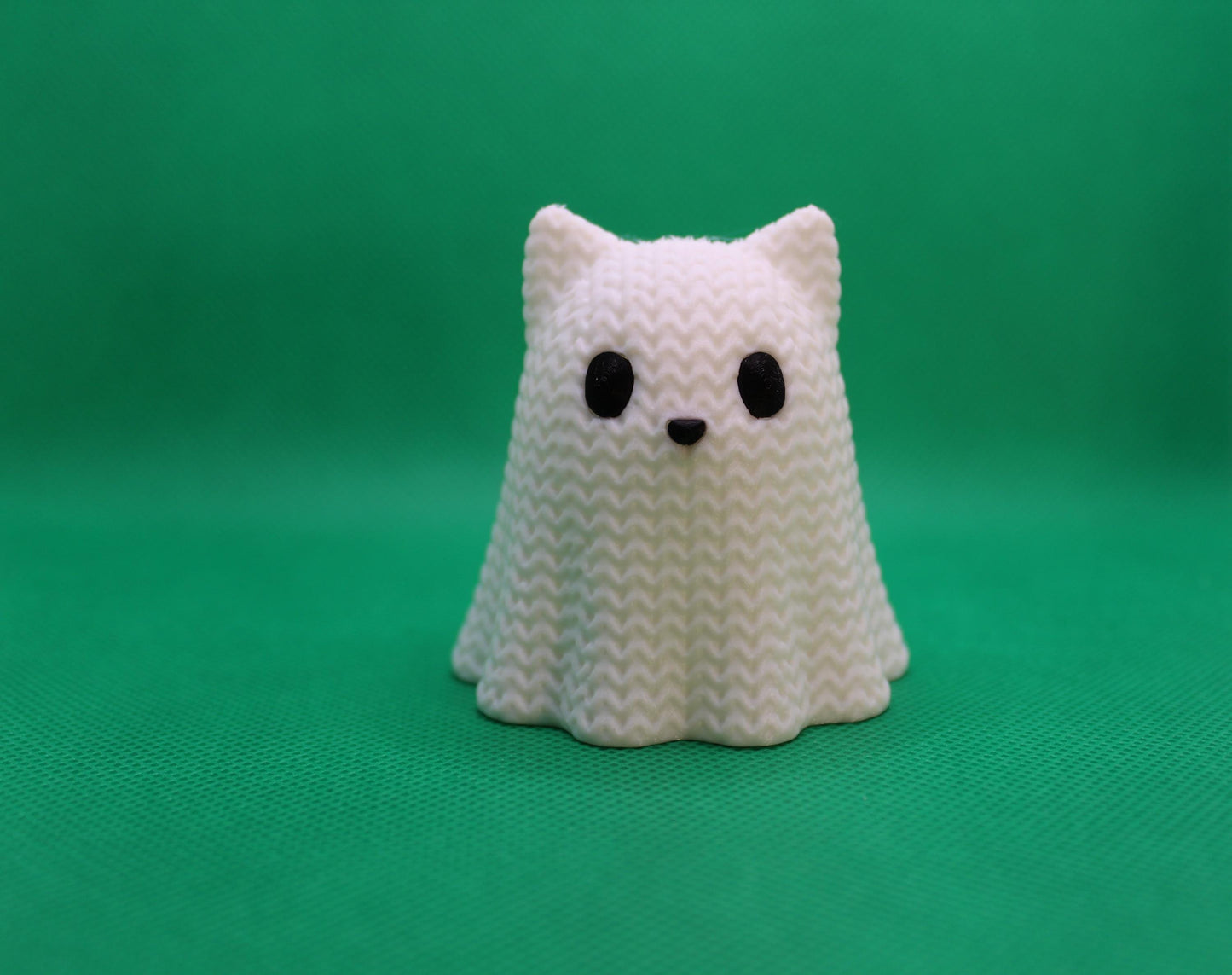 Knitted-Style Ghost Cat Figurine | 3D Printed Halloween & Cat Lover Gift
